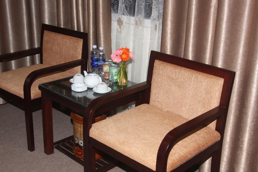 Khoa Thanh Hotel Hòa Bình Quarto foto